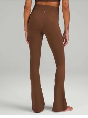 Lululemon Align High-Rise Mini Flare Pant 32"
Roasted